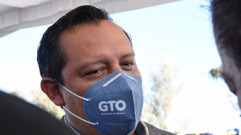 Se analiza la posibilidad de solicitar comprobante de vacunación