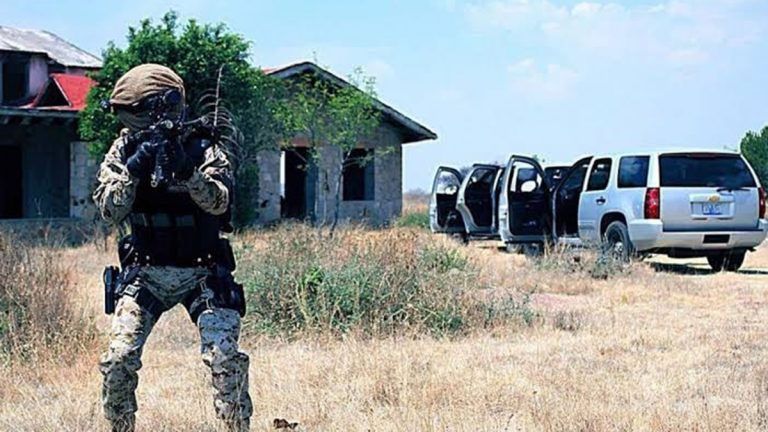 La FGE se enfrentó contra civiles armados en carretera