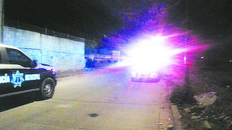 Apenas se bajaba del auto Apenas se bajaba del auto
