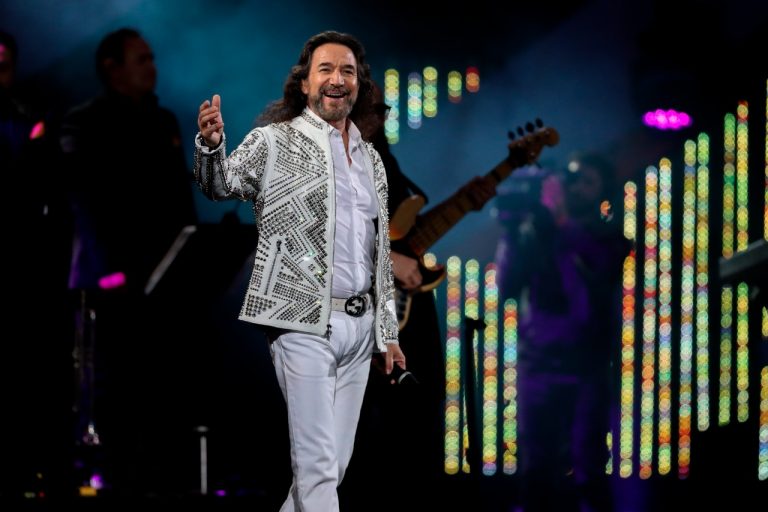 A petición del Buki no más de 10 mil personas por concierto en la Velaria