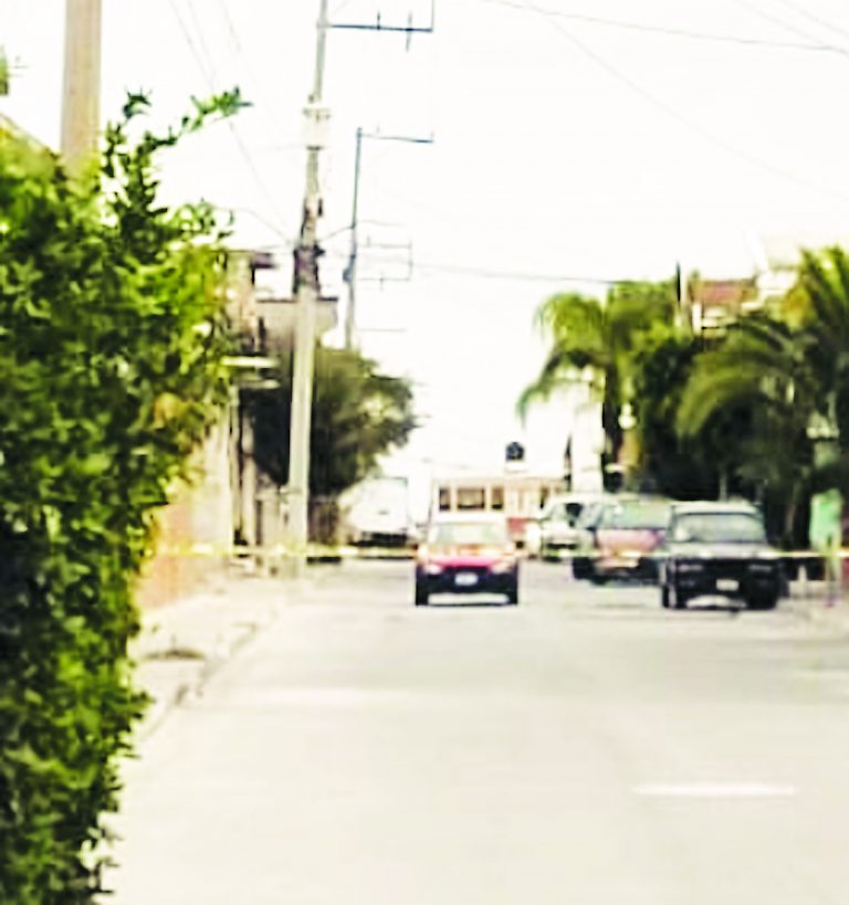 Encuentran cuerpo con impactos de arma de fuego