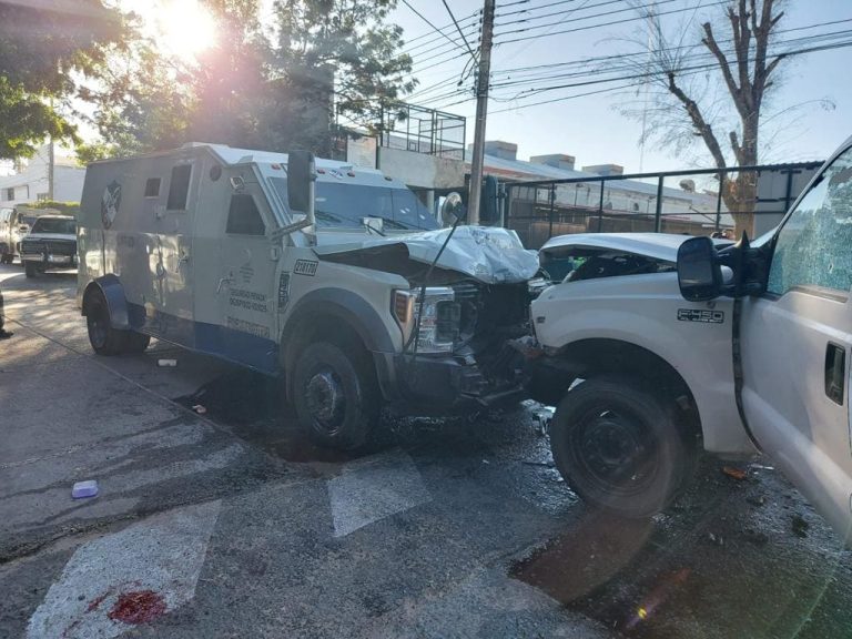 Intentan asaltar camión de valores