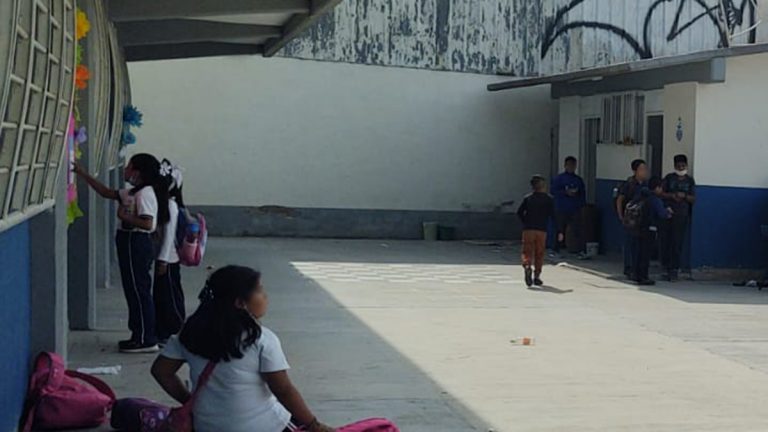Los evacuan tras explosión Los evacuan tras explosión