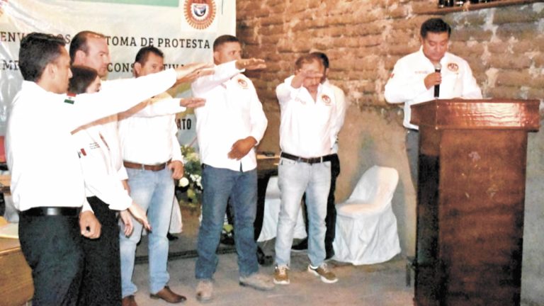 Protesta la asamblea general de la construcción sección 199