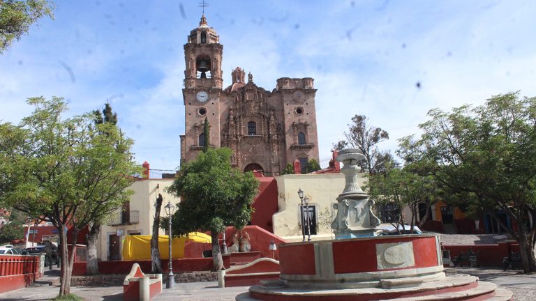 Valenciana fortalece al comercio