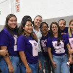 MUJERES (1)