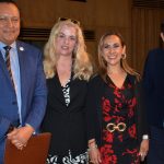 MUJERES