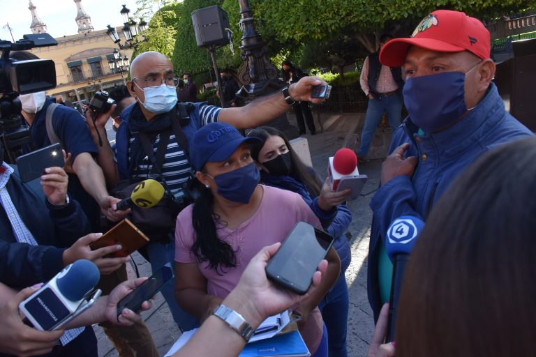 Denuncian abuso de autoridad