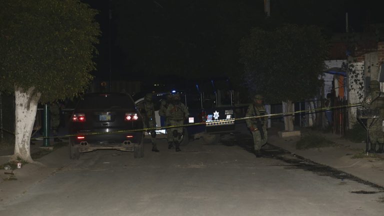 Hieren a policías Hieren a policías