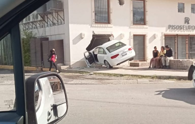 Quedó entre los muros