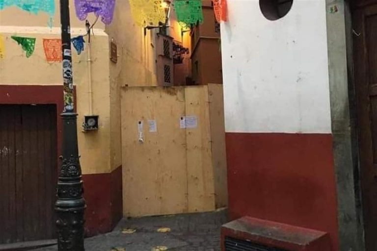Clausuran Callejón del Beso
