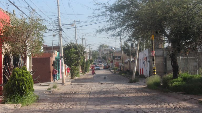 Lo arrestan por extorsión Lo arrestan por extorsión
