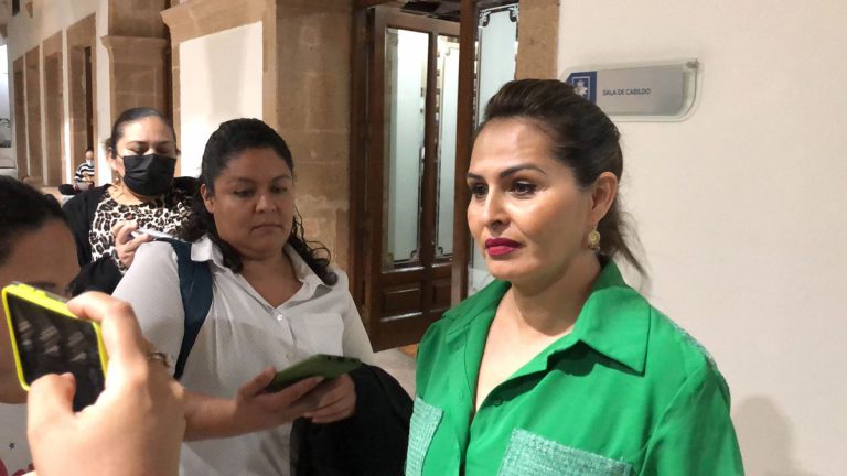 “Sacan” a regidora Echeverría de la comisión de patrimonio