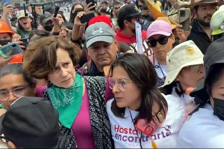 AMLO pide debatir ‘sin hipocresía’ tras agresión a Dresser