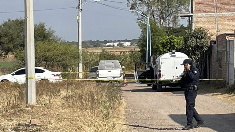 Acribillan a familia en la madrugada