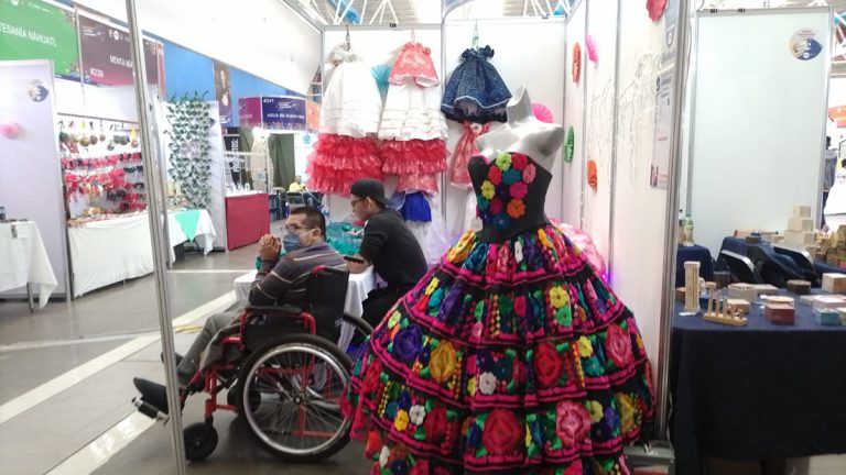 Puntadas de tradición