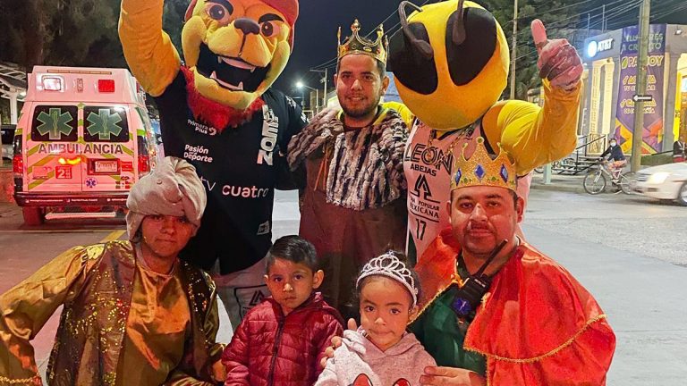 Se suman a caravana