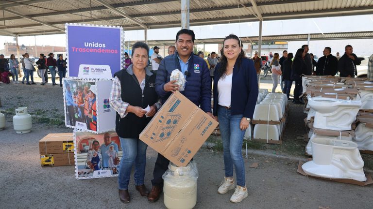 Benefician con equipos a más de 200 familias