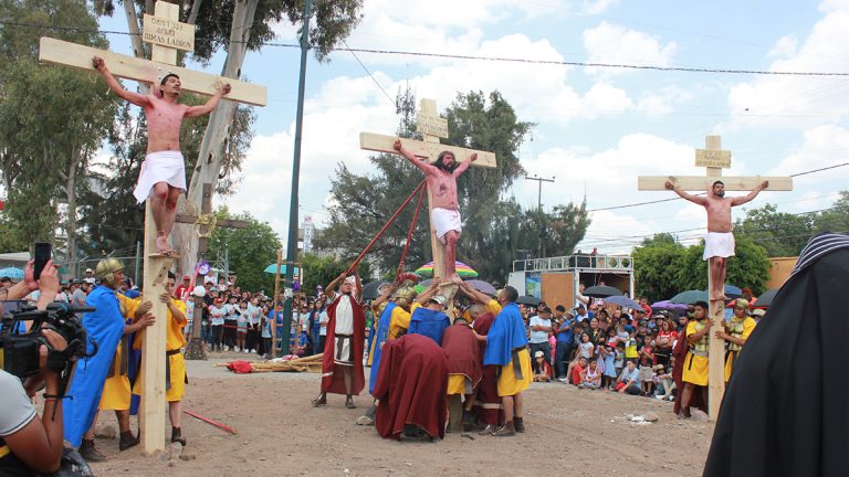 Continúa tradición colonia San Pedro