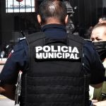 POLICIAS (CHALECOS) (2)