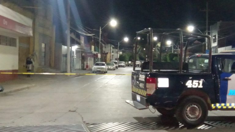 Atacan a conductor en San Pedro de los Hernández