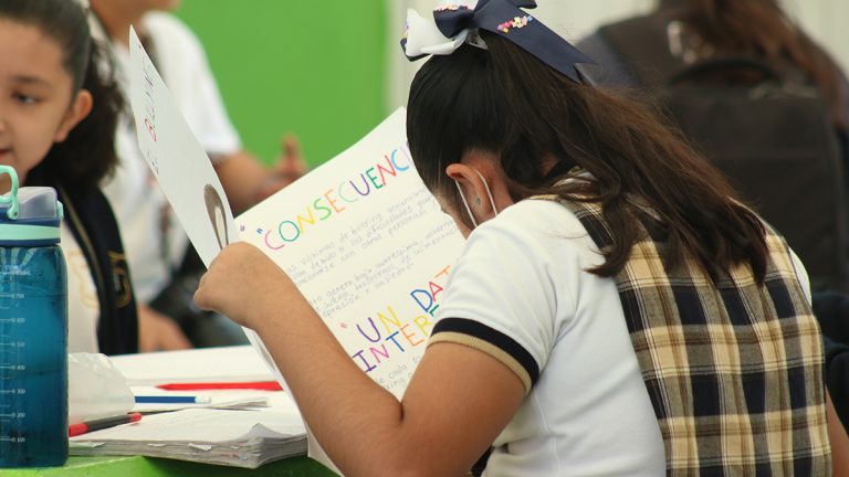Pide SEG ‘reciclar’ los libros de texto
