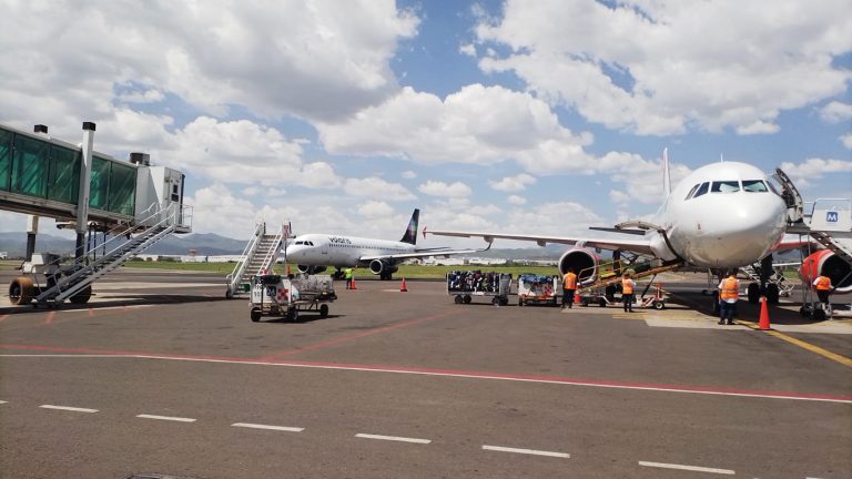 Inician 12 nuevas rutas aéreas