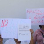 MANIFESTACION EN CFE (2)