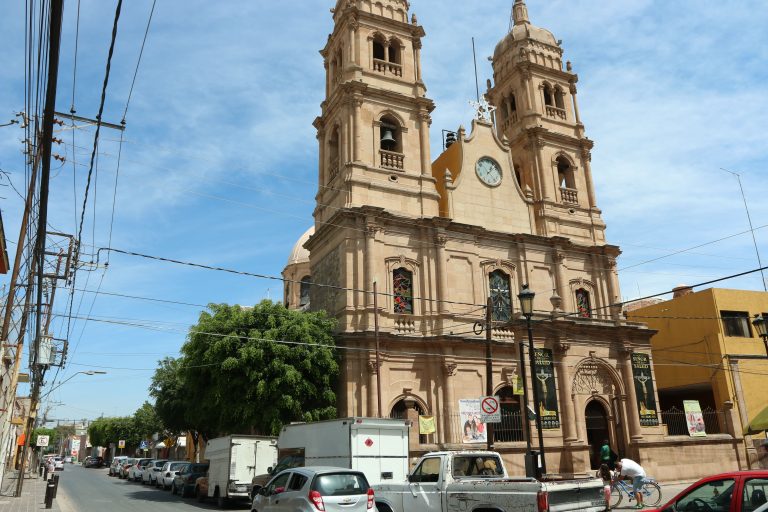 Van con 15 proyectos para rescatar el Barrio Arriba