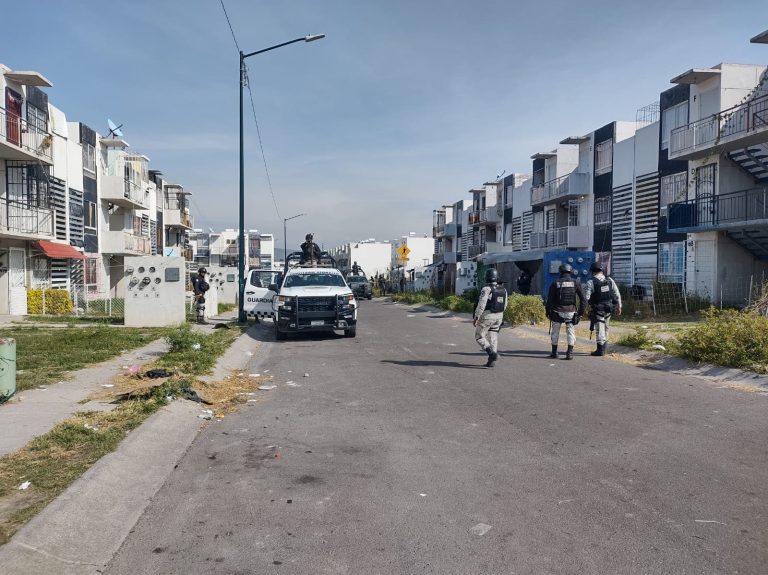 Balean en Brisas del Campestre y localizan un aparato explosivo