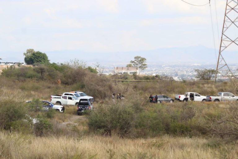 Localizan fosa clandestina en Barranca de Venaderos
