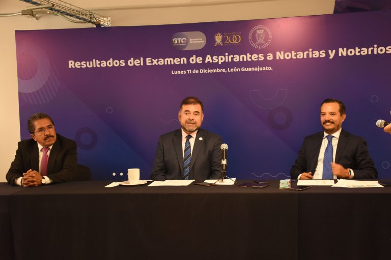 Reprueban 241 abogados examen para ser notario
