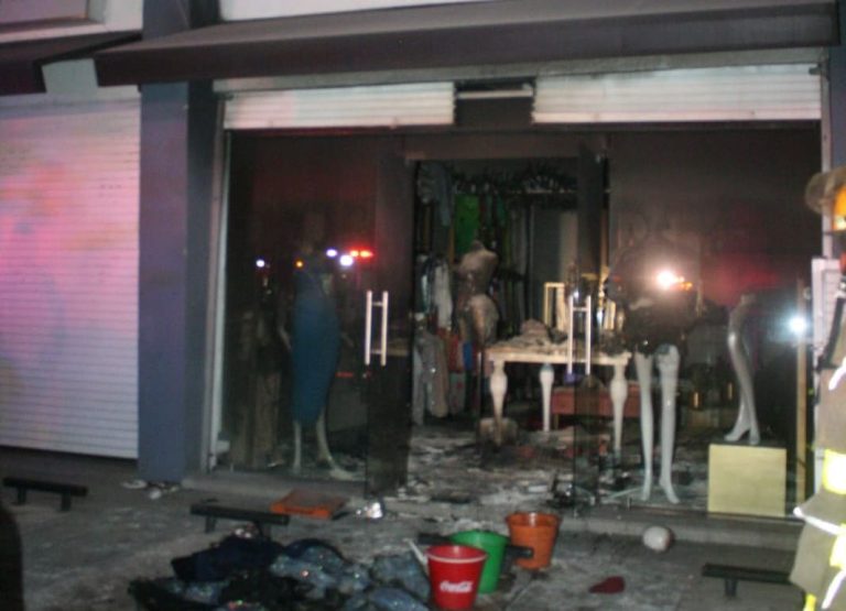 Ardió la boutique