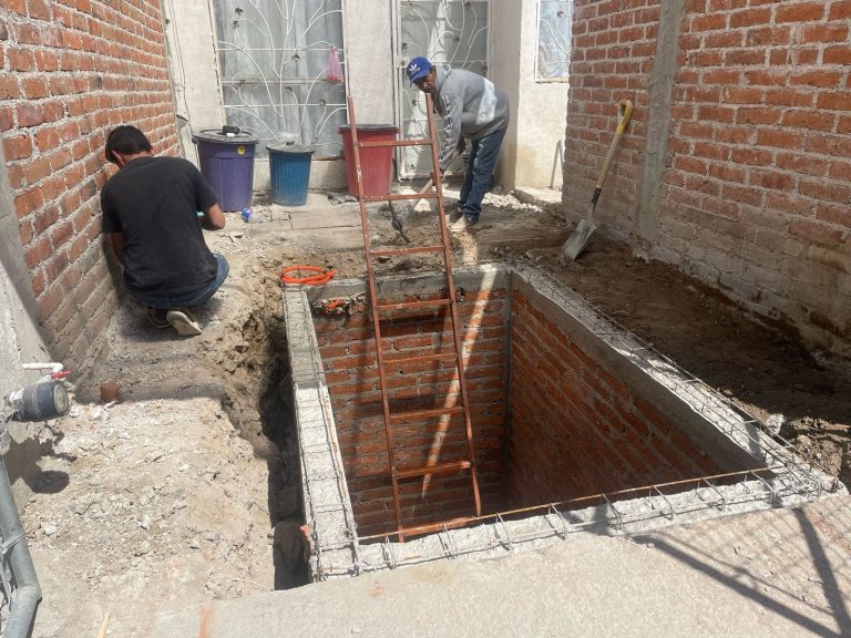 Por tandeo ciudadanos construyen aljibes
