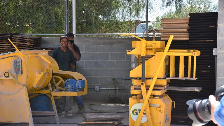 Ladrilleros leoneses aprovecharon nueva tecnología