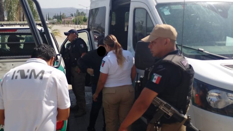 Caen por extorsión, militar y mujer de origen colombiano