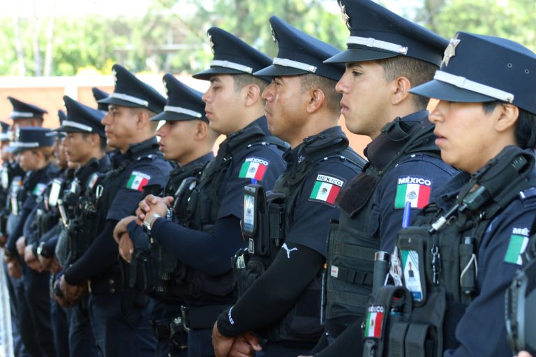 Y, ¿Dónde están los policías?