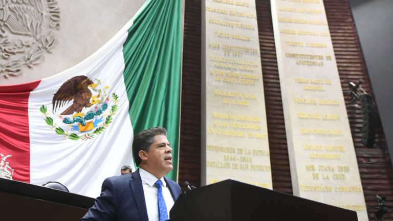 Buscan fortalecer la competitividad en el la industria del calzado