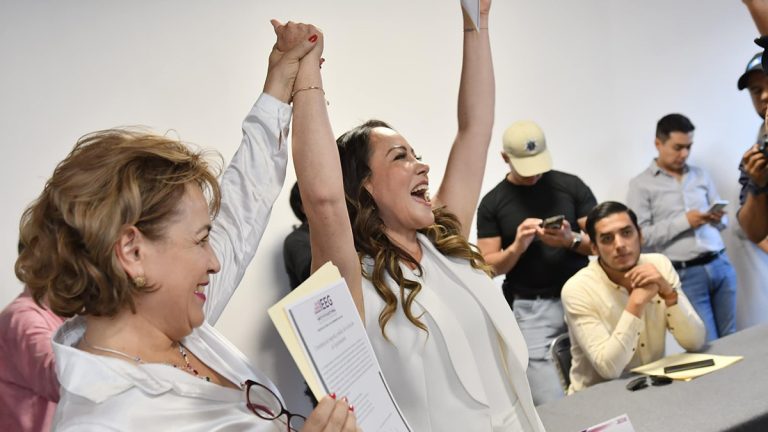 Recibe Samantha constancia que la acredita como Alcaldesa