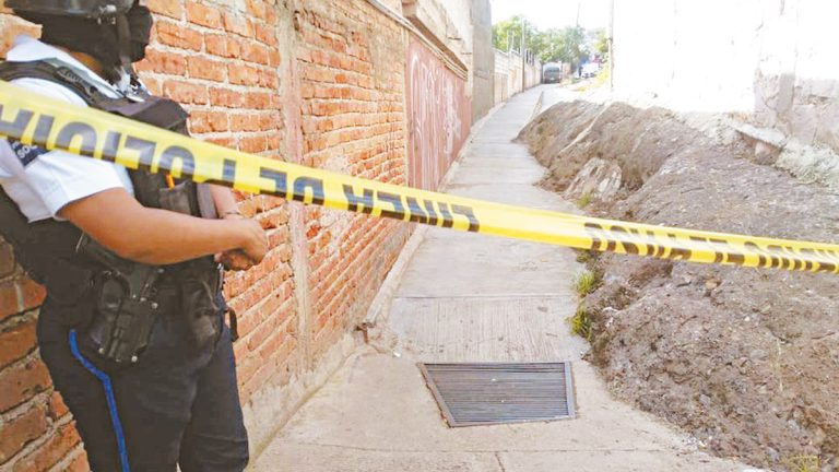 Muere al caer de gran altura