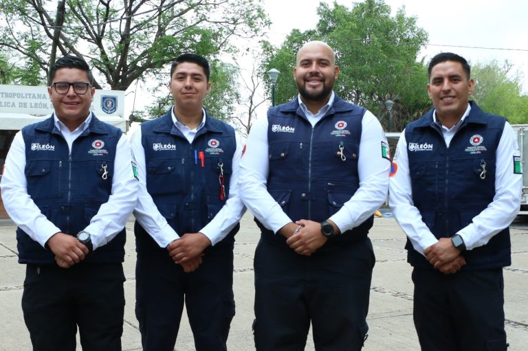 Rescatan a mujer en crisis