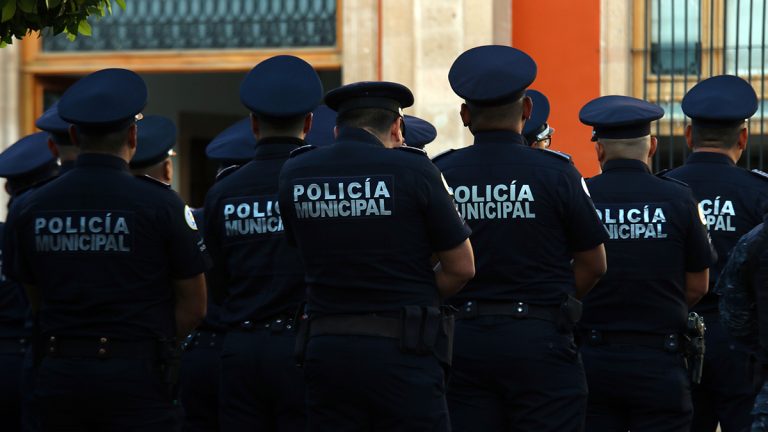Aprueba Cabildo el aumento a policías