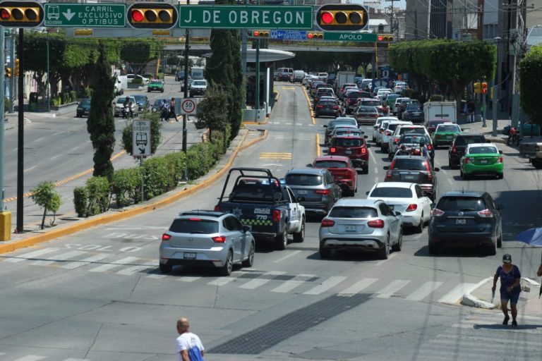 70% de avance en segunda etapa de renovación en los semáforos