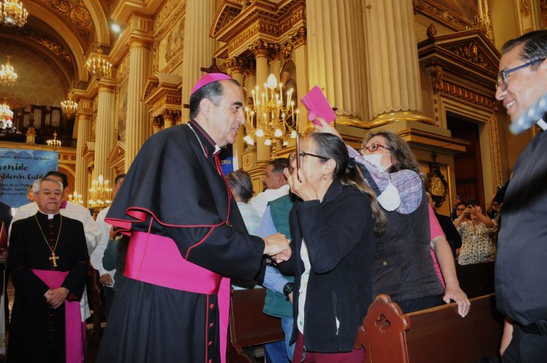 Inicia nuevo sendero como pastor de la grey leonesa