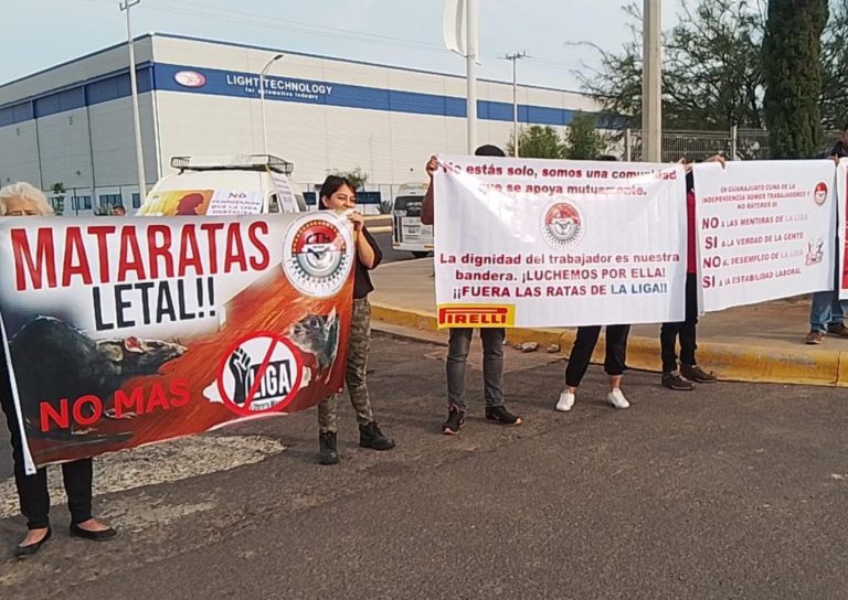 Se manifiestan afuera de Pirelli