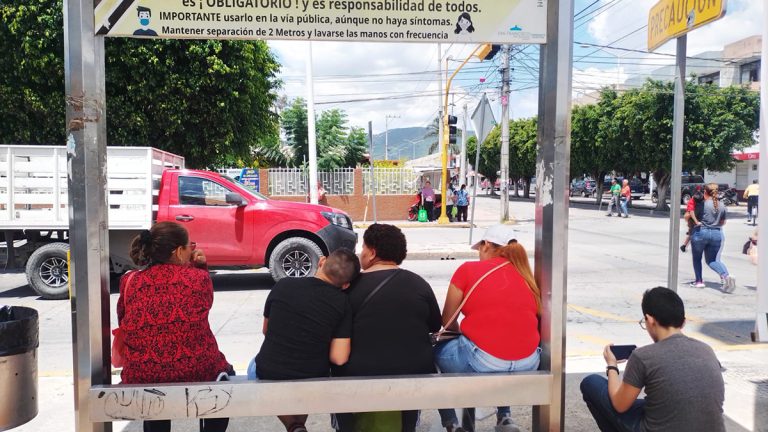 Indigna a usuarios aumento de $2 al transporte público Indigna a usuarios aumento de $2 al transporte público