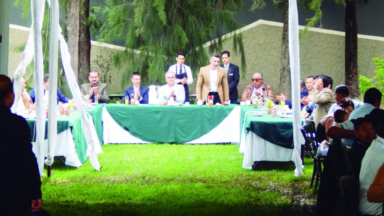Reconocen a los operadores más destacados del SIT León