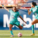 DEPORTES ECH 08 10 24 LEON FEM TRES