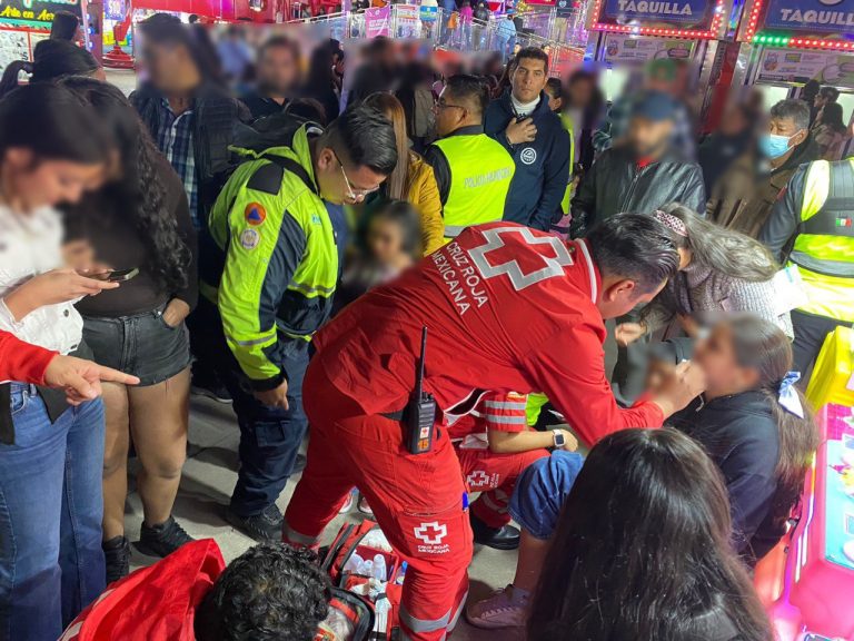 Falla juego mecánico «Wave Singer» en la Feria de León; 4 menores resultan heridos
