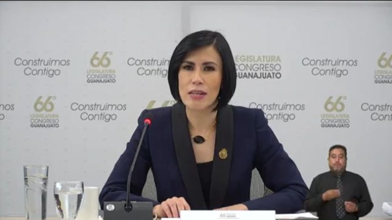 Ordena juez que sesione el Consejo